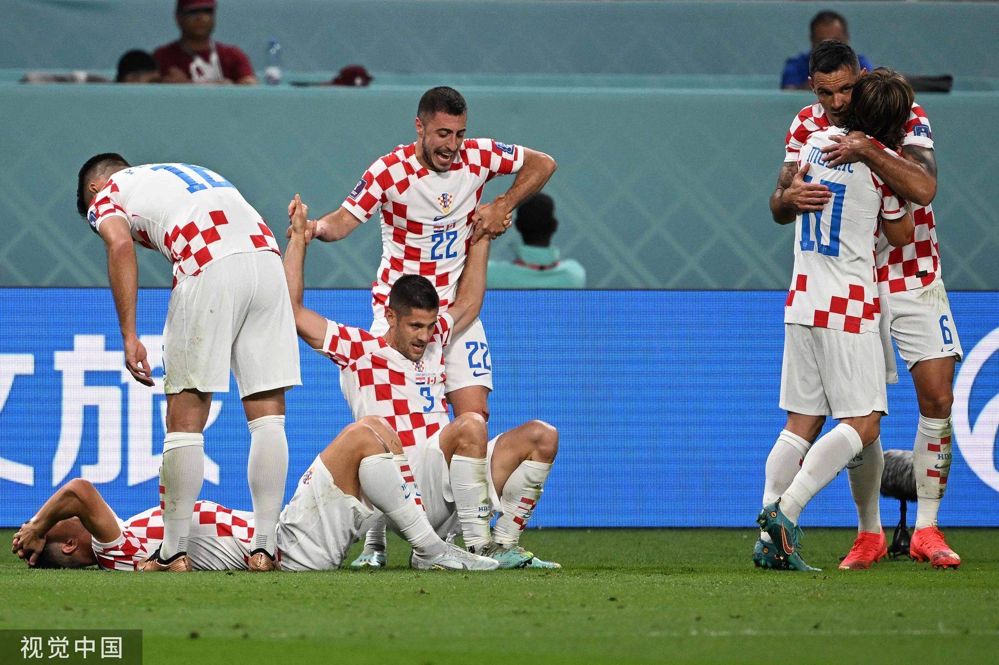 瑞士客场大胜立陶宛，冲刺小组出线阶段的简单介绍