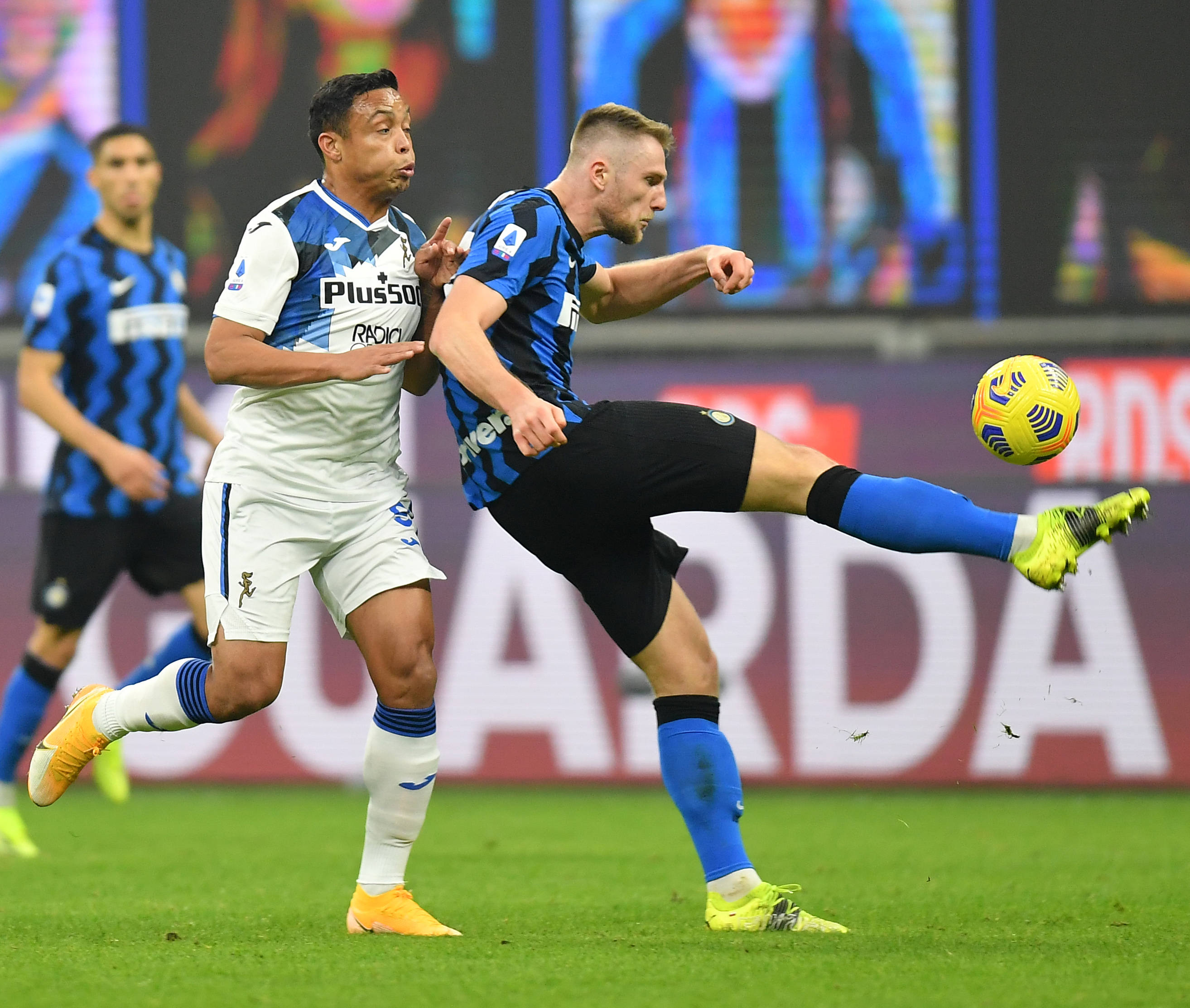 亚特兰大客场大胜，豪取连胜赛点的简单介绍