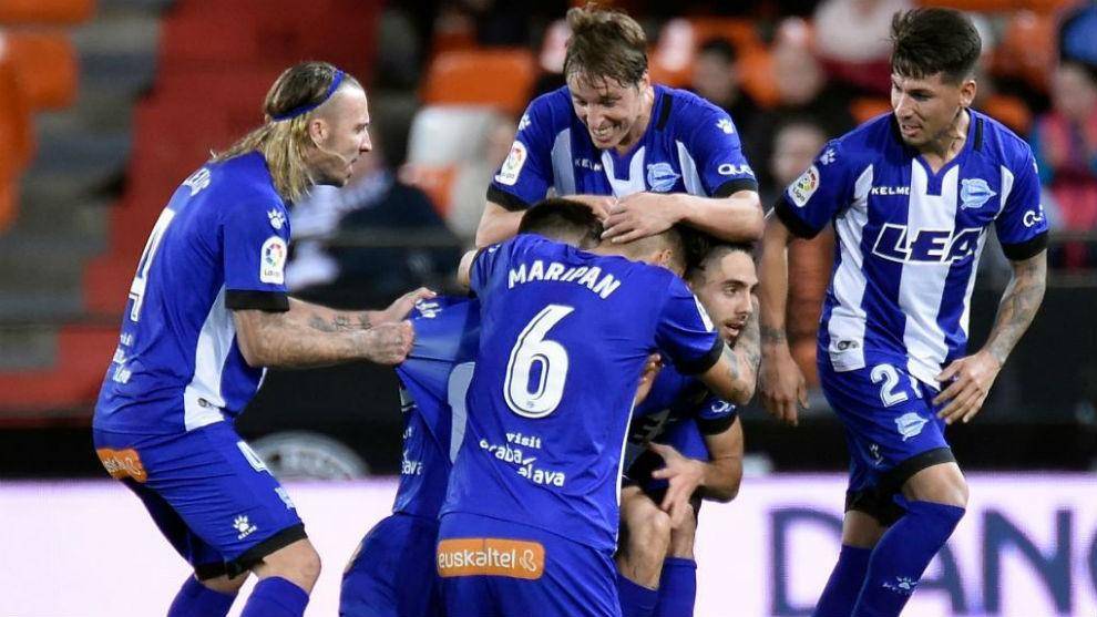 埃瓦尔客场取胜,积分榜上升 埃瓦尔客场取胜,积分榜上升