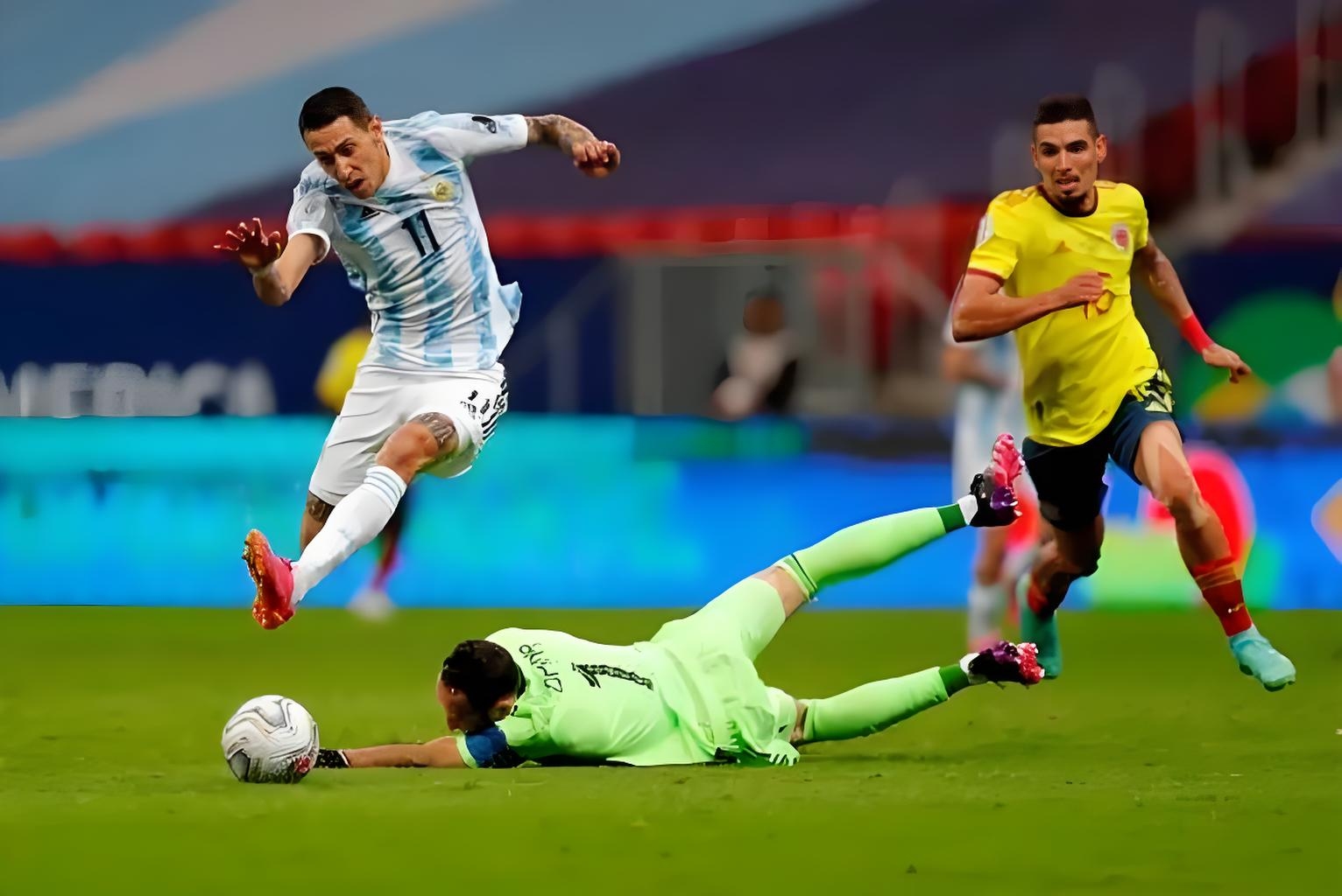 阿根廷晋级决赛，实现豪华对决