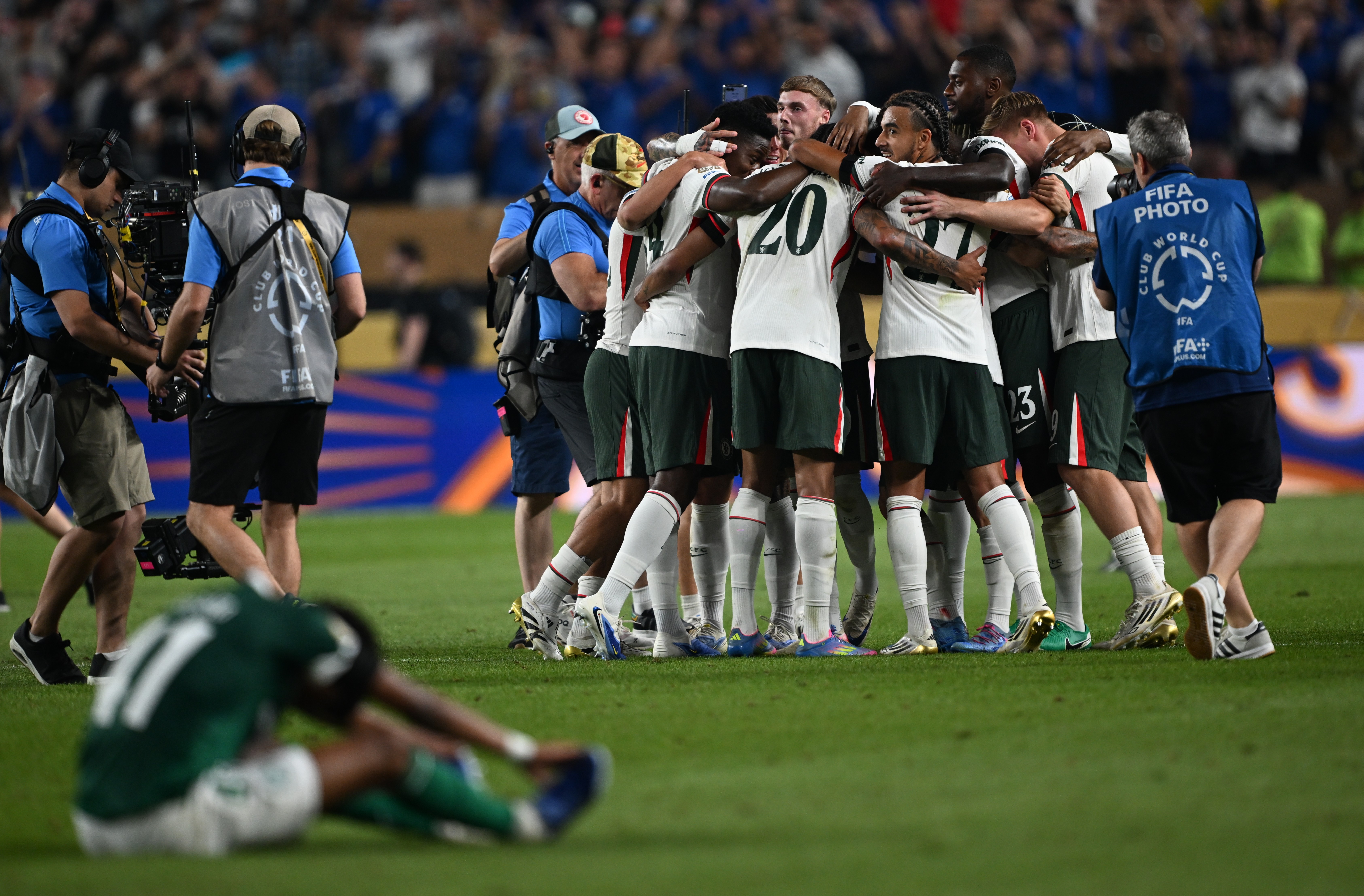 切尔西全队状态火爆，轻取对手晋级