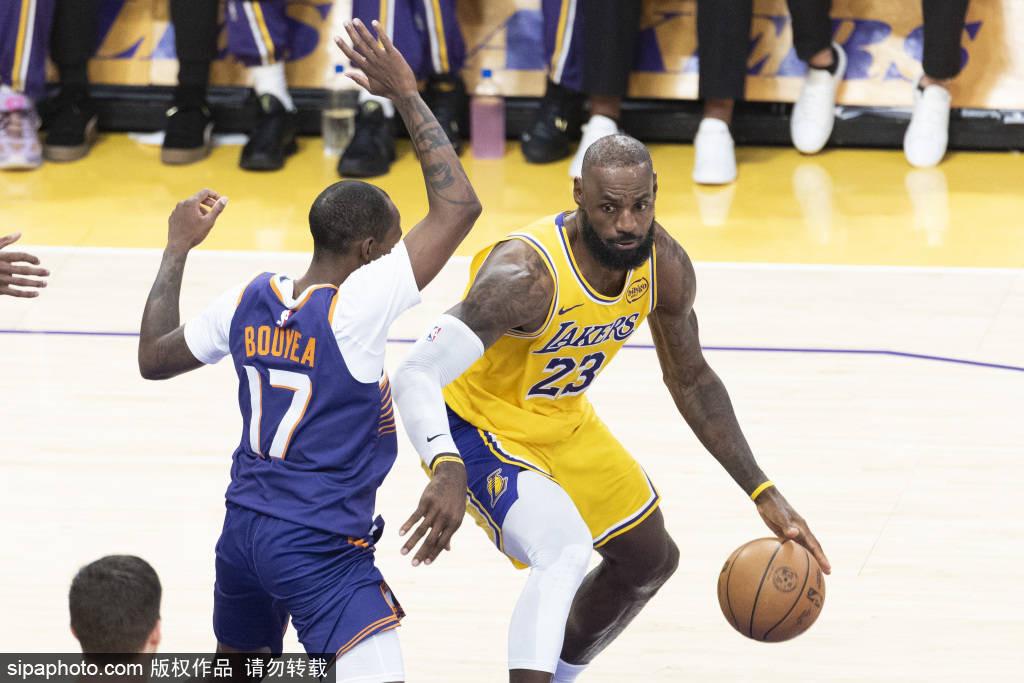 湖人笑到最后！NBA总决赛中取得胜利