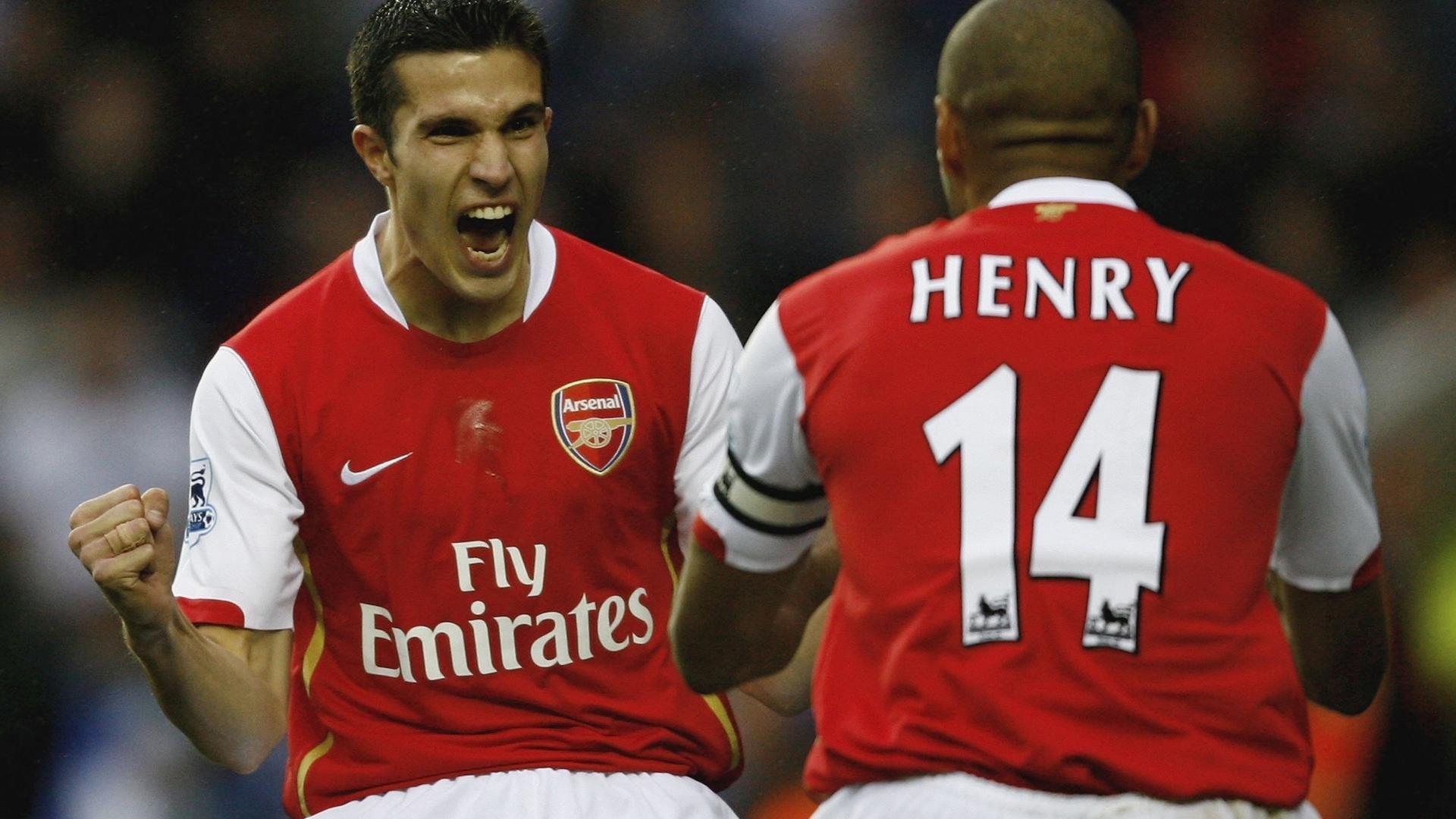 德甲争冠战之夜，拉文进攻端无人可挡，一役定江山